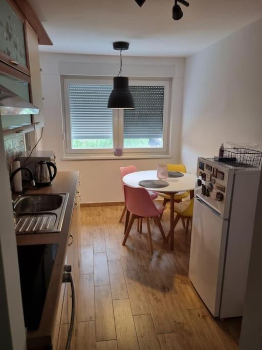 Studio Apartman Bojana 34M2,Free Wifi,Parking ซิซัค ภายนอก รูปภาพ